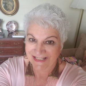 Meet your Posher, Deborah